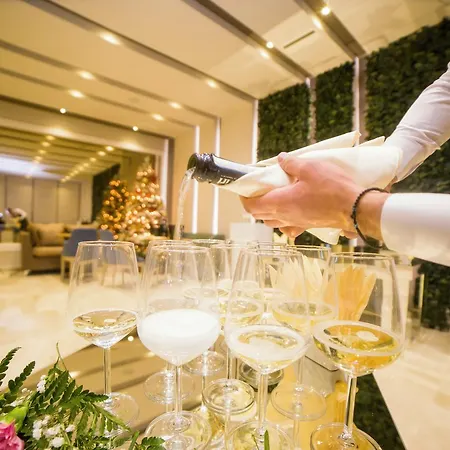 Hotel Regina &