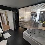 Hotel Regina & Vlore