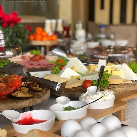 Regina & فندق 4*