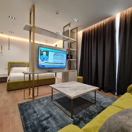Hotel Regina & 4*