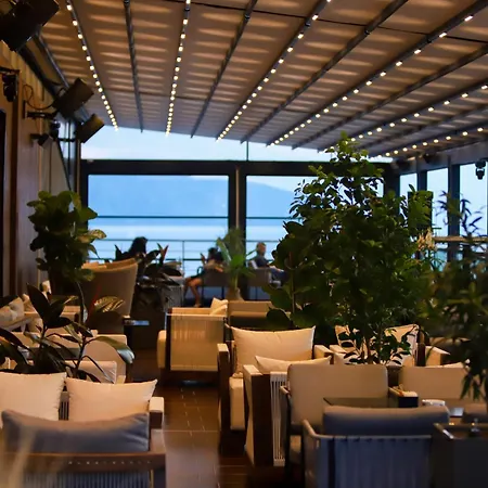 Regina & ホテル 4*