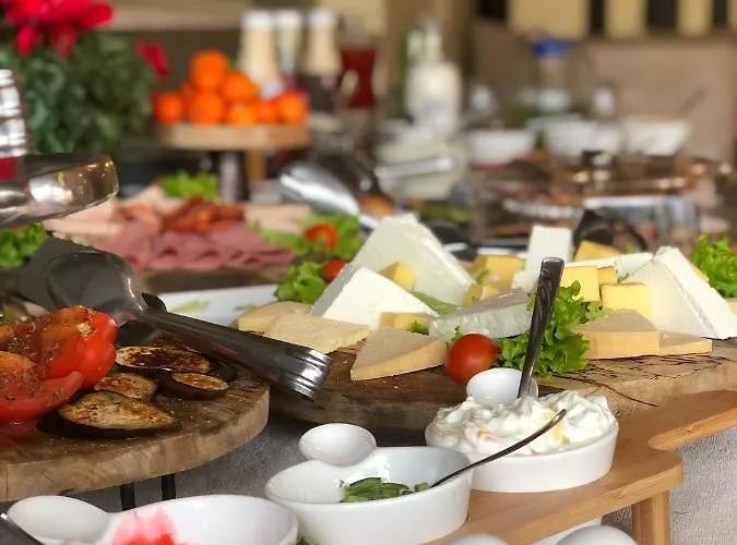 Regina & ホテル 4*