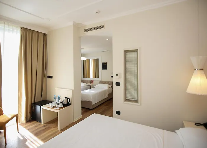 Hotel Regina & 4*